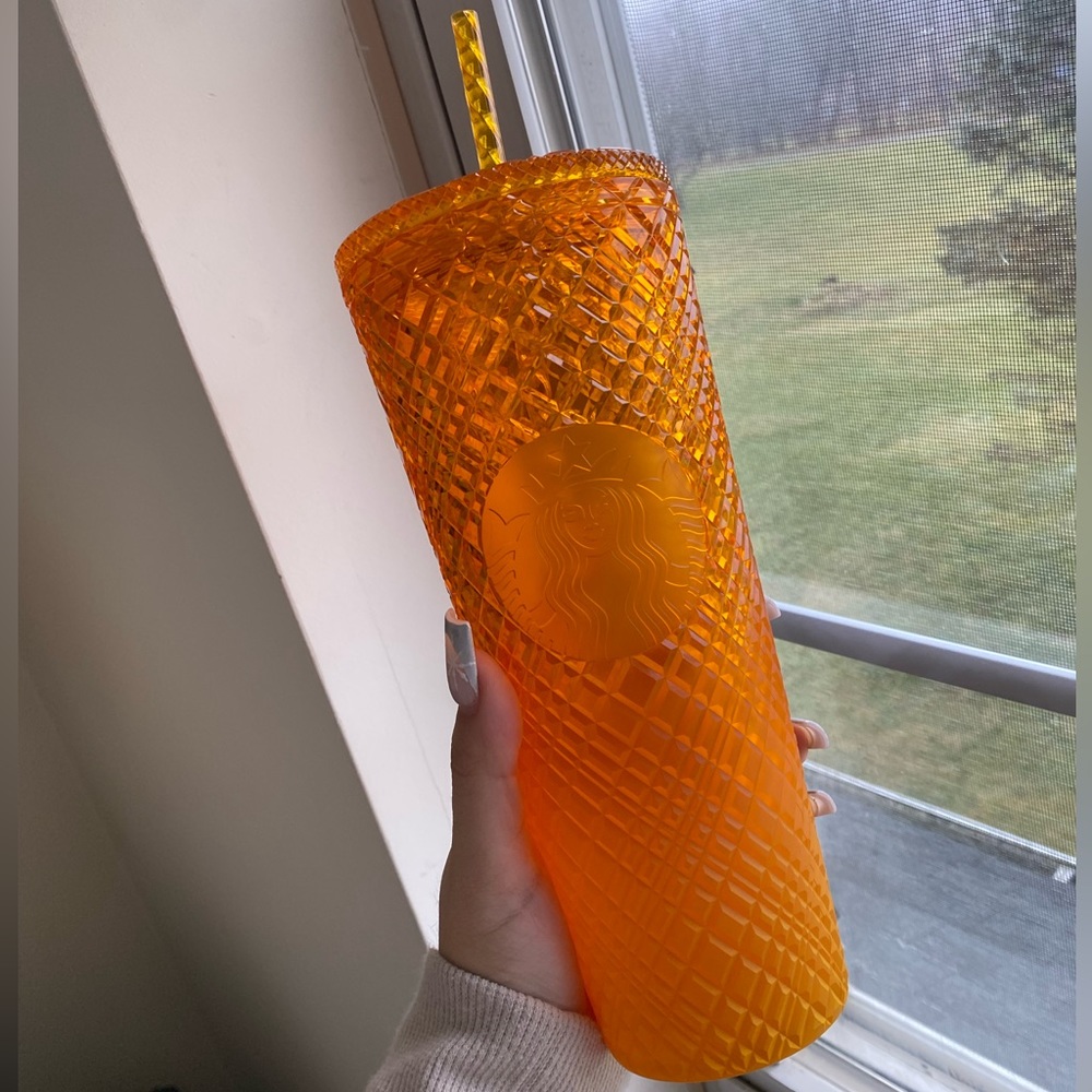 Starbucks Summer 2022 Mango Matte Ombre Venti Tumbler